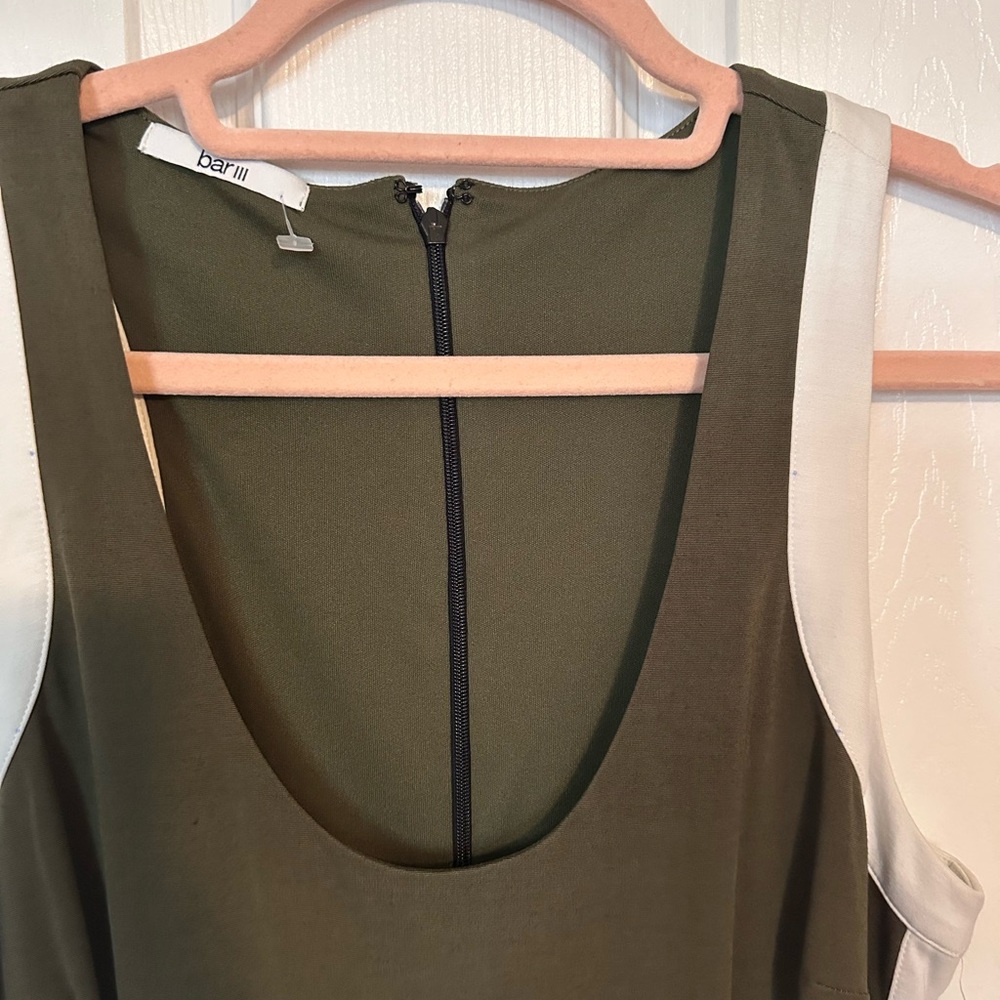 Bar III Sleeveless Olive Green Contrast-Trim Dress - Picture 2 of 7